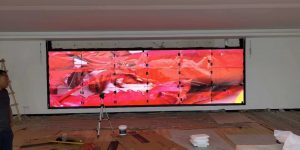 6x3-video-wall-lcd-install