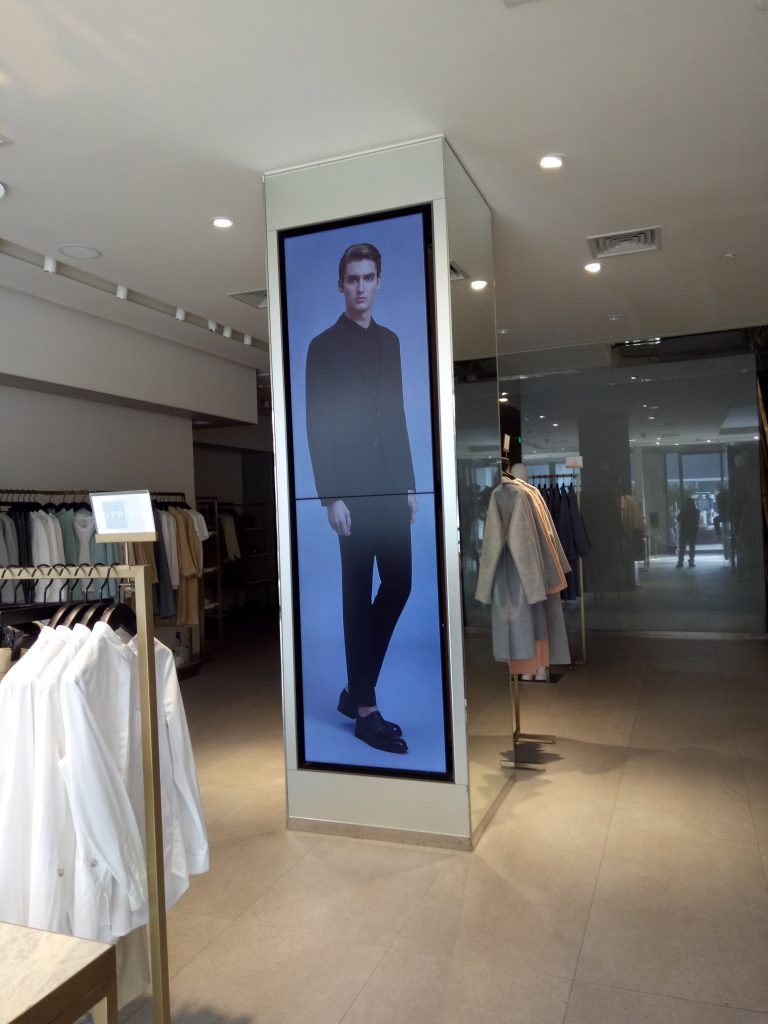 lcd-video-wall-2X1-retail